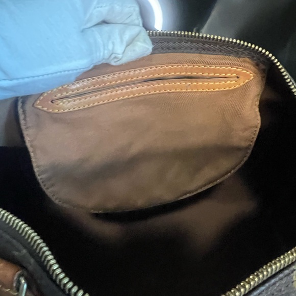 Vintage Vuitton Monogram Speedy 35 - Picture 15 of 16